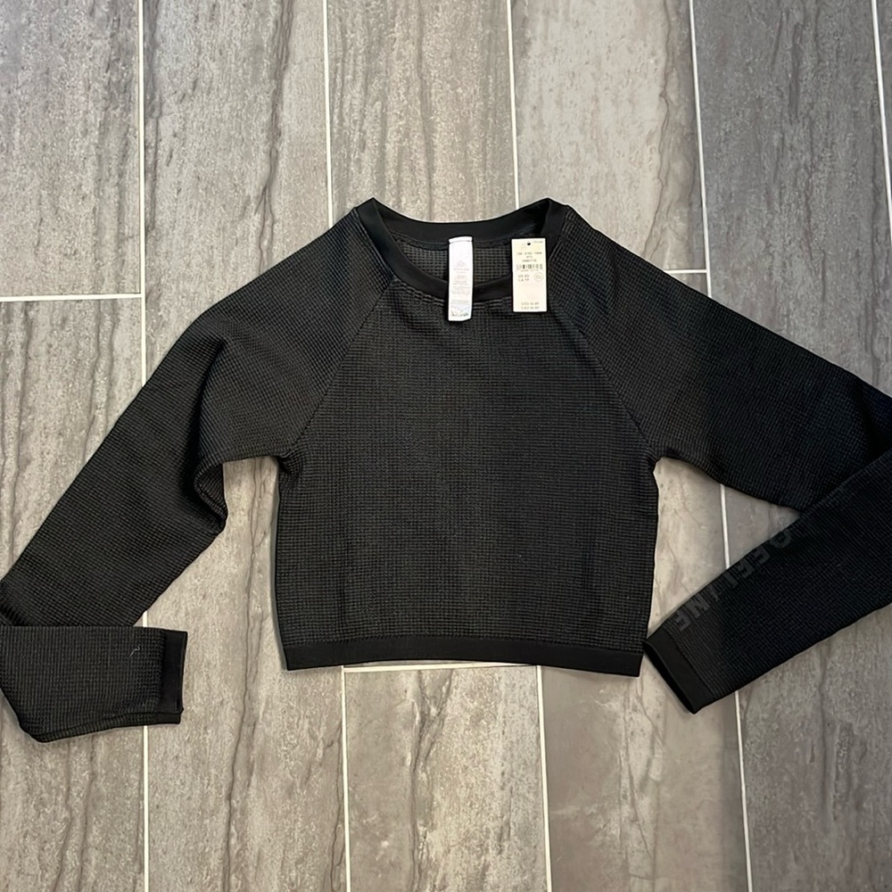 Black long sleeve crop top size XS